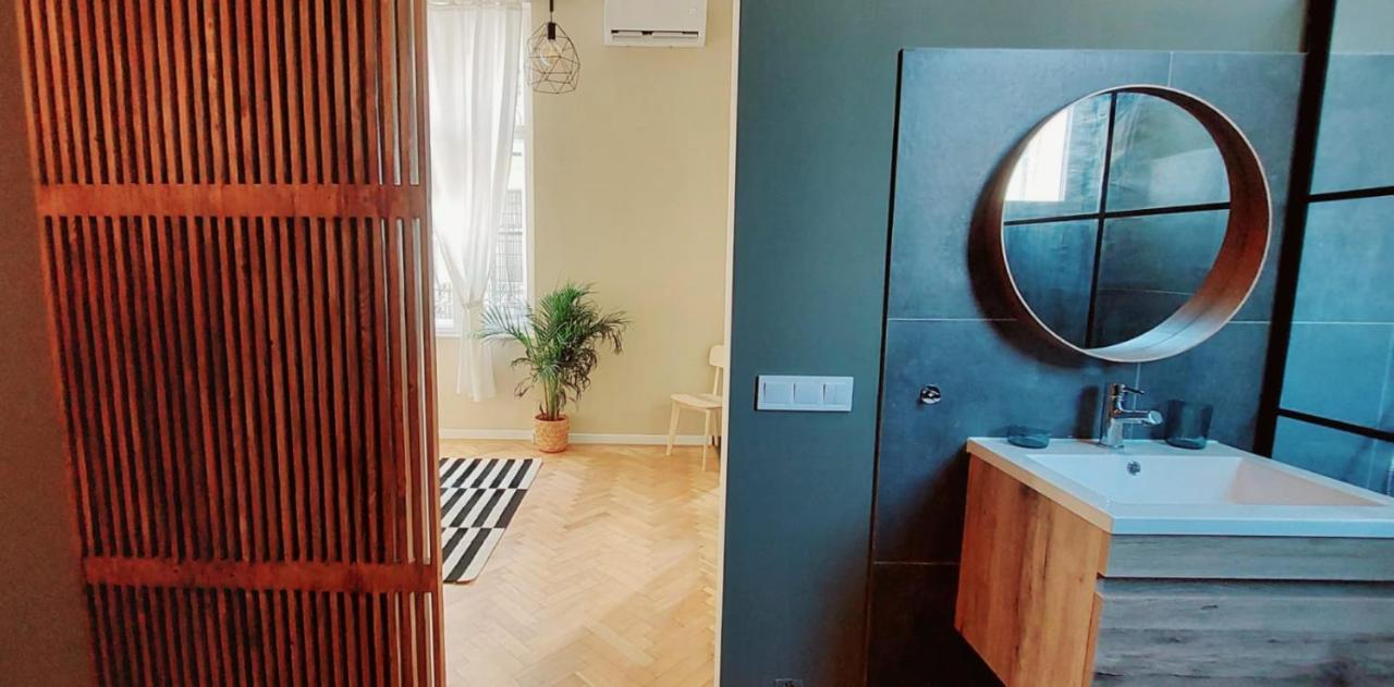 A+ Budapest Downtown Apartments Akacfa Екстер'єр фото