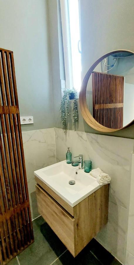 A+ Budapest Downtown Apartments Akacfa Екстер'єр фото