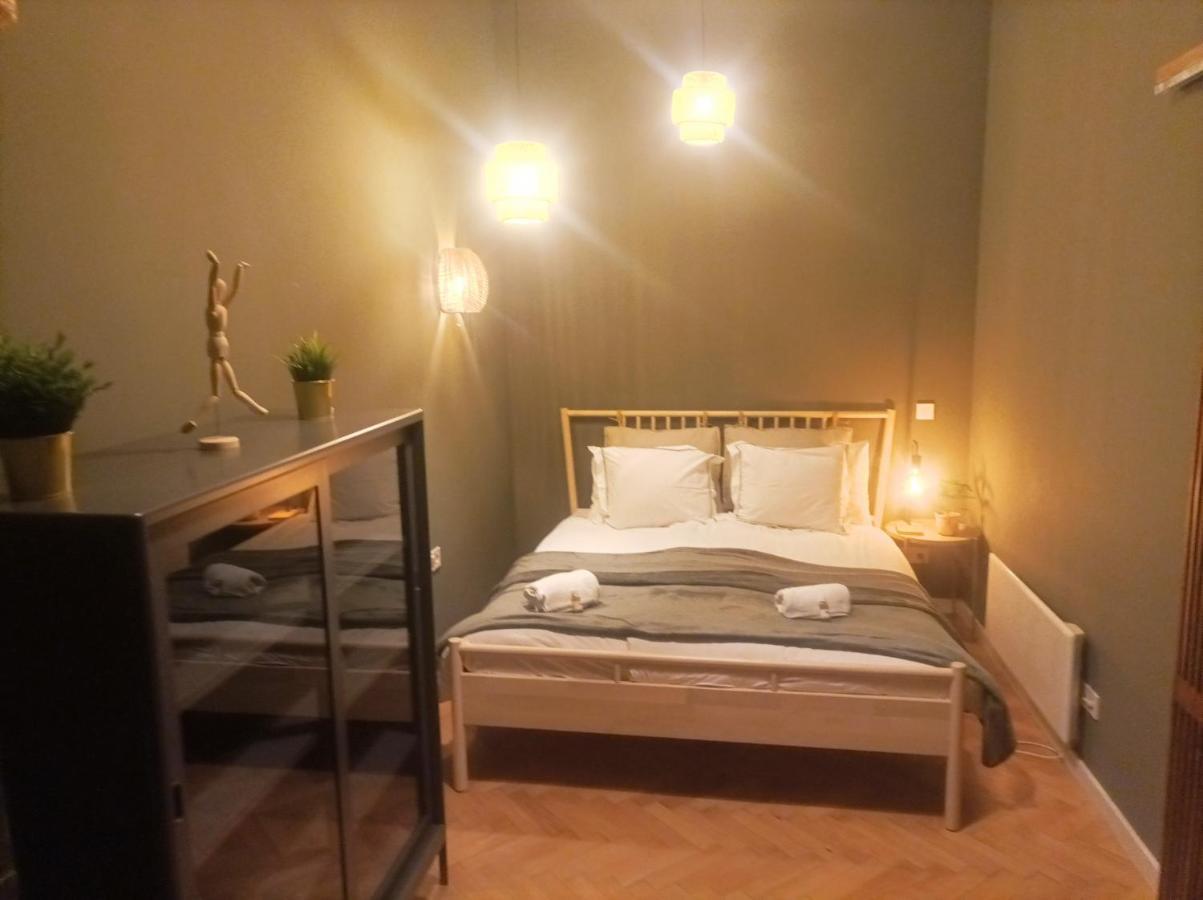 A+ Budapest Downtown Apartments Akacfa Екстер'єр фото